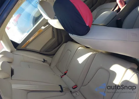 2009 Audi A4 2.0T Premium from USA, damaged, VIN WAULF78K69N032233